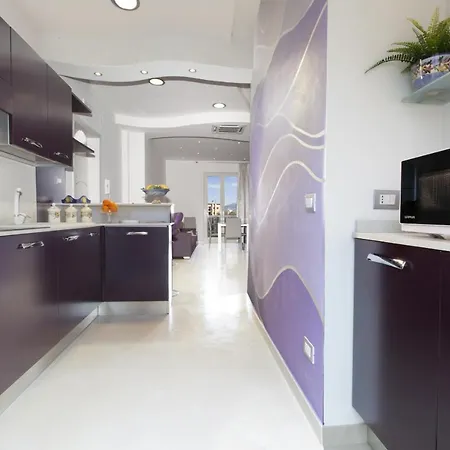 Estate4home - L'onda Viola