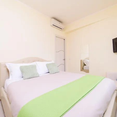 Estate4home - L'onda Viola Apartment *