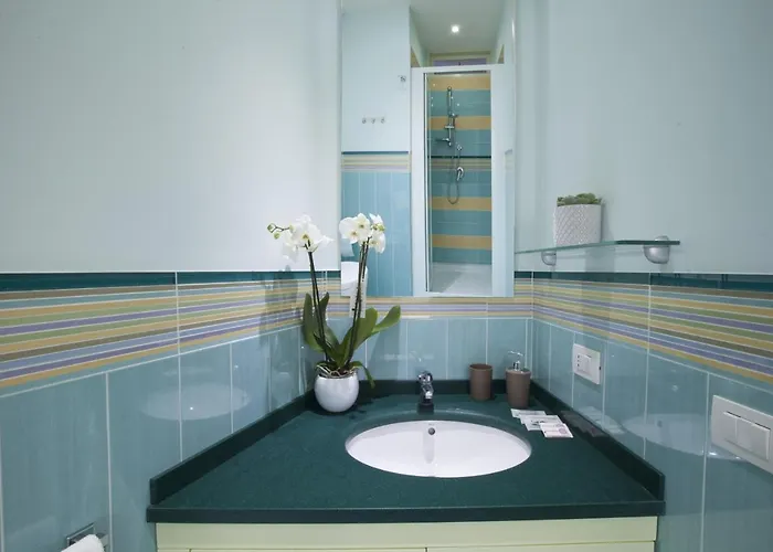 Estate4home - L'onda Viola *