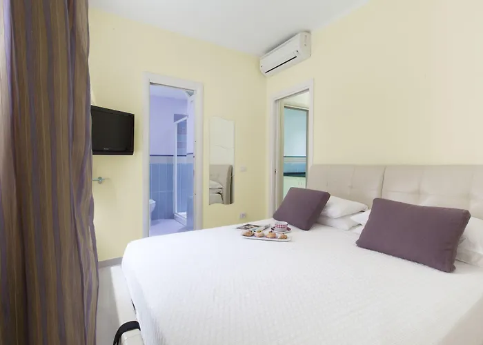 Estate4home - L'onda Viola Апартаменти